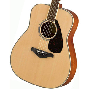 Yamaha Acoustic Guitar FG SERIES Natural FG820 Mahogany back and sides Warm, powerful sound and a wide range of colors