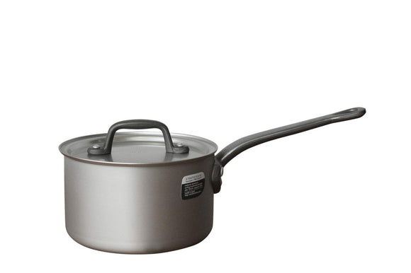 etoetoteato Pan Silver Serving X in Black ET003