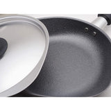 Sori Yanagi Iron Frying Pan, 8.7 inches (22 cm), Double Fiber Line Nitride Treatment, Lid Included, Induction Compatible